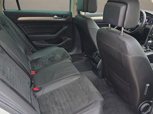 Volkswagen Passat Sport 1.8 (180CV) DSG R-LINE - Foto 16