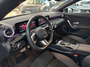 Mercedes CLA 180 - Foto 13