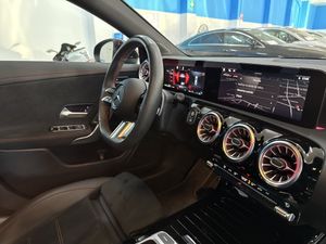 Mercedes CLA 180 - Foto 20