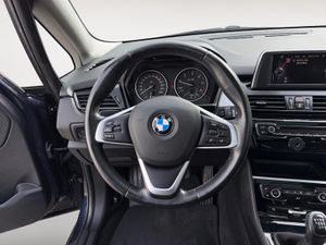 BMW Serie 2 Gran Tourer 218d - Foto 30