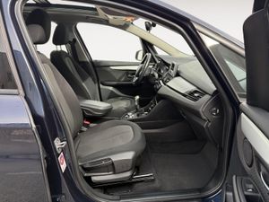 BMW Serie 2 Gran Tourer 218d - Foto 32