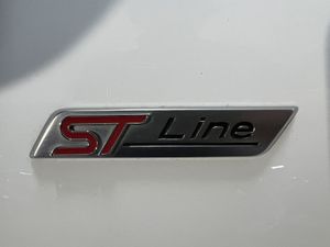 Ford Kuga STLine X 2.5 Duratec FHEV Auto - Foto 14