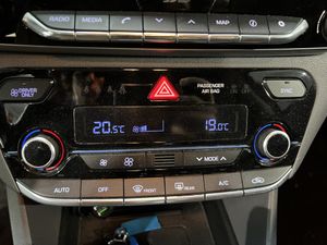 Hyundai IONIQ IONIQ 1.6 GDI HEV Style DCT - Foto 9