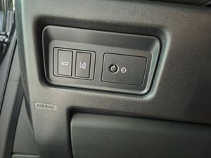 Land-Rover Discovery 2.0 TD4 132 kW (180 CV) Aut. SE 5 plazas Bajas Emisiones - Foto 48