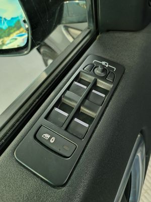 Land-Rover Discovery 2.0 TD4 132 kW (180 CV) Aut. SE 5 plazas Bajas Emisiones - Foto 56