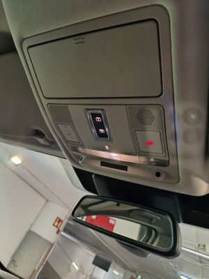 Land-Rover Discovery 2.0 TD4 132 kW (180 CV) Aut. SE 5 plazas Bajas Emisiones - Foto 23