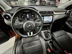 MG ZS 1.5 Luxury - Foto 16