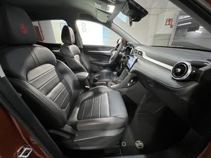 MG ZS 1.5 Luxury - Foto 23