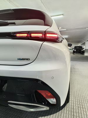 Peugeot 308 308 5P Allure Pack Hybrid 180 eEAT8 - Foto 10