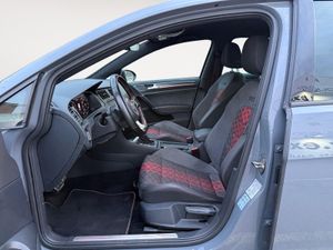 Volkswagen Golf GTI TCR 290cv - Foto 16