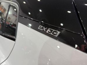 Volvo EX30 Single Motor Extended Range Core Auto - Foto 10