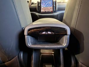 Volvo EX30 Single Motor Extended Range Core Auto - Foto 28