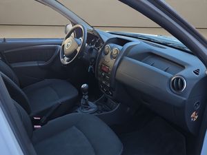 Dacia Duster  Laureate dCi 90 - Foto 14