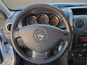 Dacia Duster  Laureate dCi 90 - Foto 17