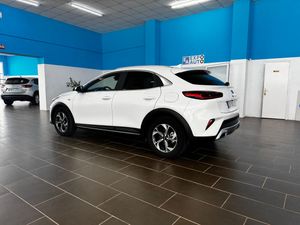 Kia XCeed 1.6 MHEV Tech 100 kW (136 CV) - Foto 6