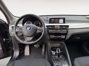 BMW X1 sDrive18i - Foto 24