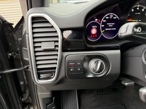 Porsche Cayenne E-Hybrid - Foto 17