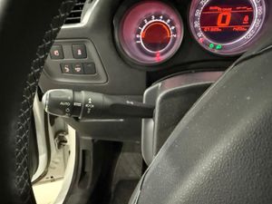 Citroën C4 1.6 e-HDi 115cv Collection - Foto 15