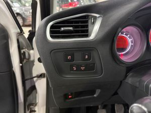 Citroën C4 1.6 e-HDi 115cv Collection - Foto 18