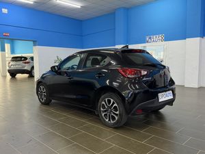 Mazda 2 Mazda Luxury 1.5 SKYACTIV-G 90 CV - Foto 9