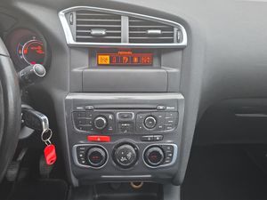 Citroën C4 1.6 e-HDi 115cv Seduction - Foto 17