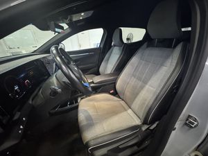 Renault Megane E-TECH 100% eléctrico equilibre EV60 160 kW (220 CV) super charge - Foto 10