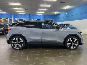 Renault Megane E-TECH 100% eléctrico equilibre EV60 160 kW (220 CV) super charge - Foto 5