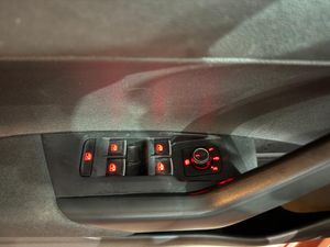 Volkswagen Polo Sport 1.0 TSI 85kW (115CV) - Foto 18