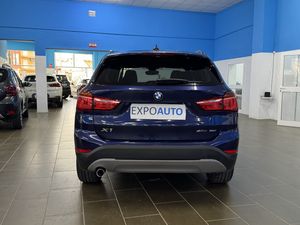 BMW X1 sDrive18d - Foto 8