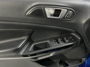 Ford Ecosport ST Line - Foto 12