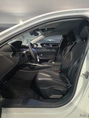 Peugeot 308 308 5P Allure Pack Hybrid 180 eEAT8 - Foto 44