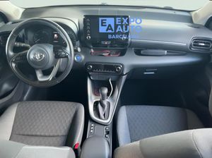 Toyota Yaris 1.5 Active 116 CV - Foto 10