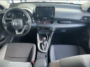 Toyota Yaris 1.5 Active 116 CV - Foto 17