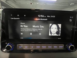 Hyundai Kona 1.6 GDI HEV Style Sky DCT - Foto 17