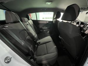 Kia Sportage 1.6 Drive - Foto 31