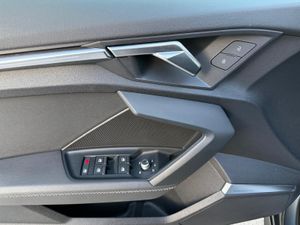 Audi A3 Sportback Black line 35 TFSI 110kW S tro - Foto 14