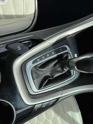 Ford Mondeo 2.0 EcoBoost 240CV Auto Vignale Sedán - Foto 14