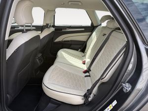 Ford Mondeo 2.0 EcoBoost 240CV Auto Vignale Sedán - Foto 26