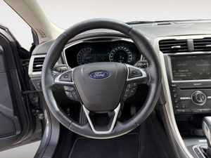 Ford Mondeo 2.0 EcoBoost 240CV Auto Vignale Sedán - Foto 25