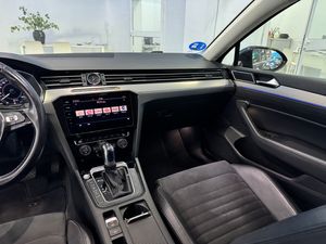 Volkswagen Passat Variant GTE 1.4 TSI ePower DSG 6 vel. - Foto 17