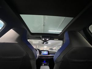 Volkswagen Golf 1.5 Tsi R-Line 4 Motion 320cv. - Foto 22