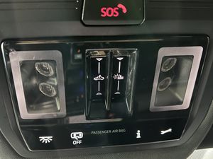 Volkswagen Golf 1.5 Tsi R-Line 4 Motion 320cv. - Foto 11