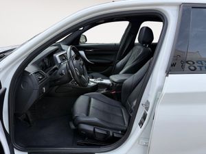 BMW Serie 1 M140iA - Foto 25