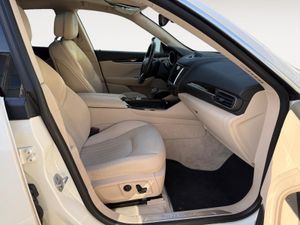 Maserati Levante V6 430 HP AWD S GranLusso - Foto 33