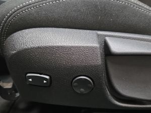 BMW Serie 3 320i Touring - Foto 19