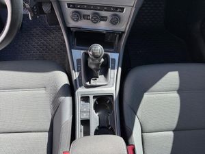 Volkswagen Golf Advance 1.4 TSI 140cv ACT Tech BMT - Foto 24