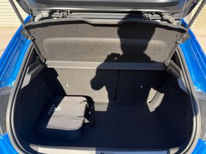 Peugeot 208 Eléctrico GT Line - Foto 10