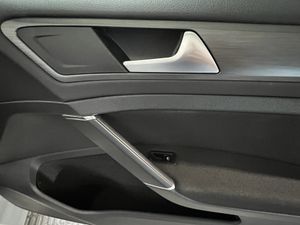 Volkswagen Golf 1.4 Tsi 125cv Advance - Foto 27