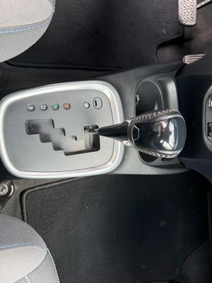 Toyota Yaris 1.5 Hybrid Active - Foto 12