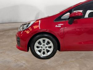 Kia Rio 1.2 CVVT 84CV Drive - Foto 9